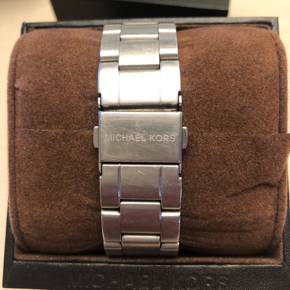 Michael Kors Mk8256 Mens Watch Silver 